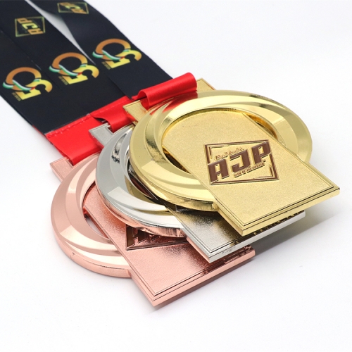 Custom Made Metal Award Commemorative 3D Karate Taekwondo BJJ Medals